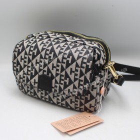 Сумки кросс-боди Y2936 34 black
